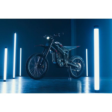 Moto électrique Sting 5500 PRO OFF ROAD Moto électrique Sting 5500 PRO OFF ROAD